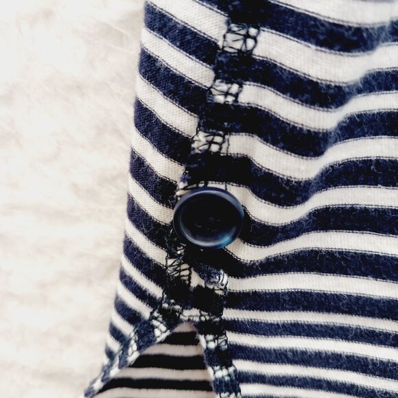 T-Shirt Size M Navy Stripe Sailorcore Resort Cruise Coastal Grandma Nautical Y2K - Picture 9 of 12